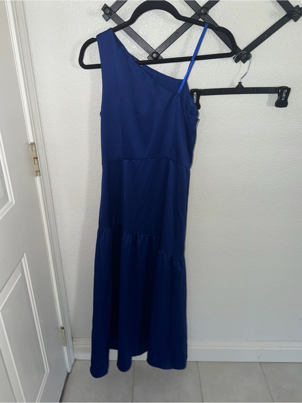 IAdrianna Papell One Shoulder Royal Blue Midi Dress Women’s Size 4 Cocktail - Picture 4 of 4